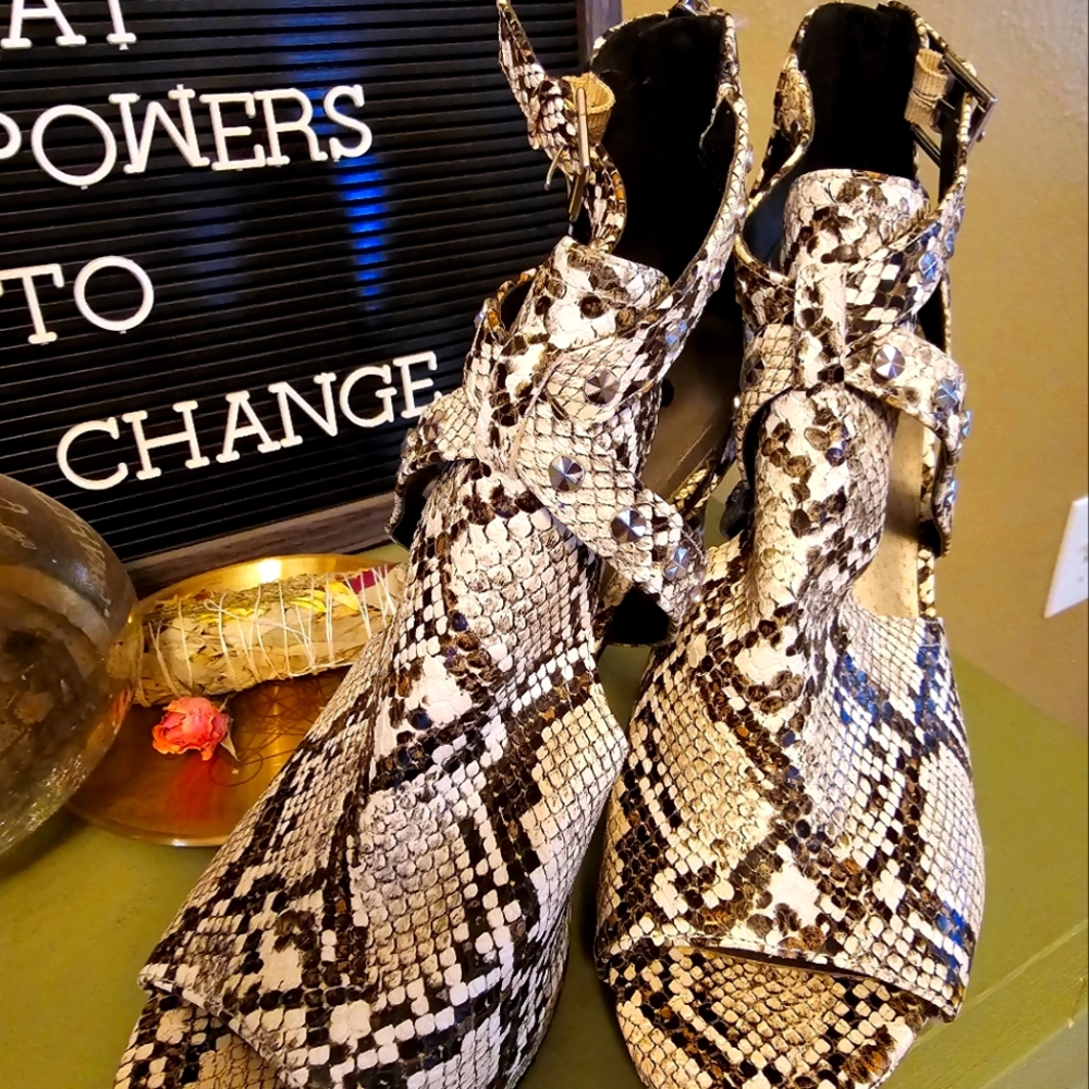 Guess python heels - Picture 2 of 3